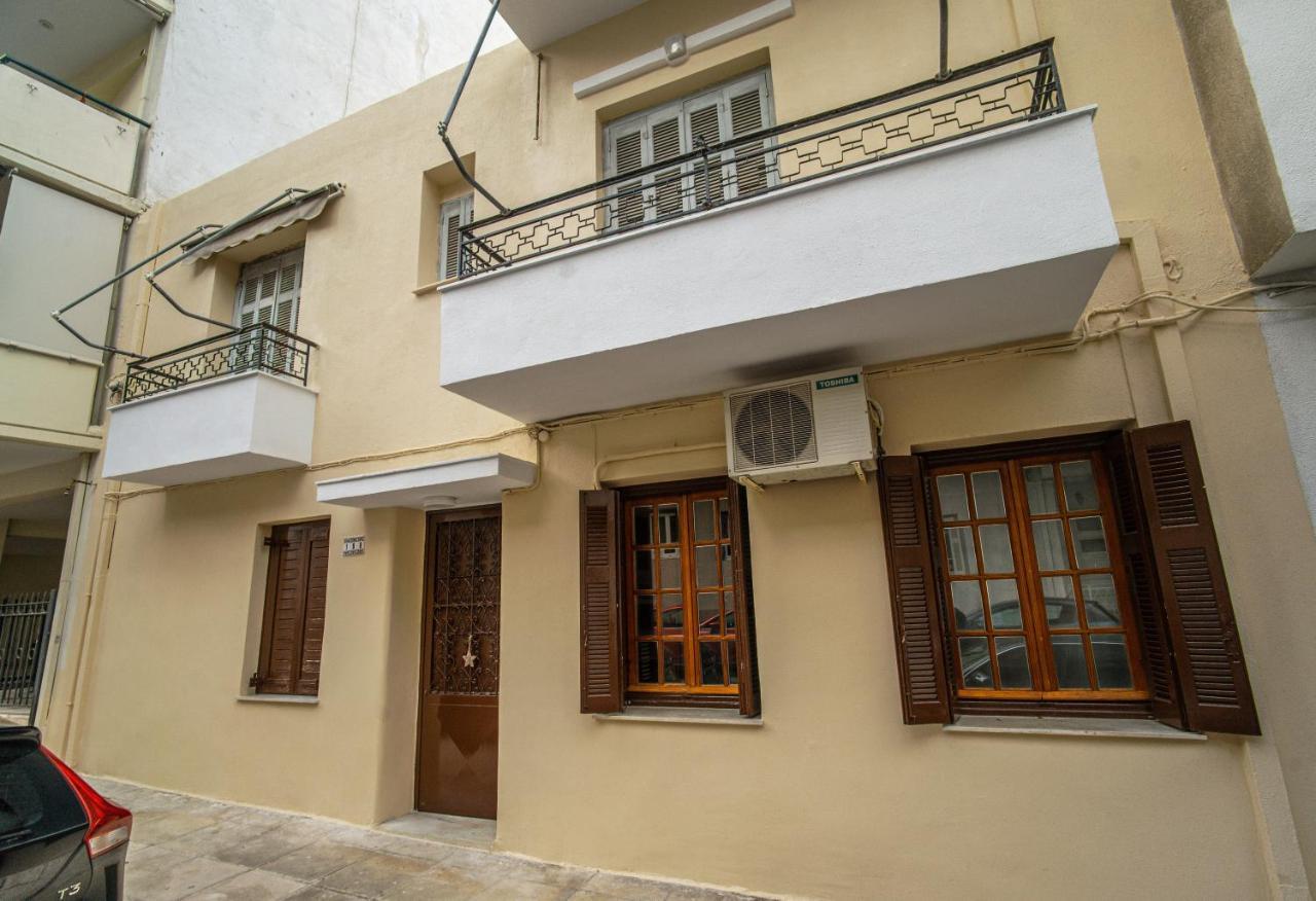 Luxurious Villa At Mets Athena Bagian luar foto
