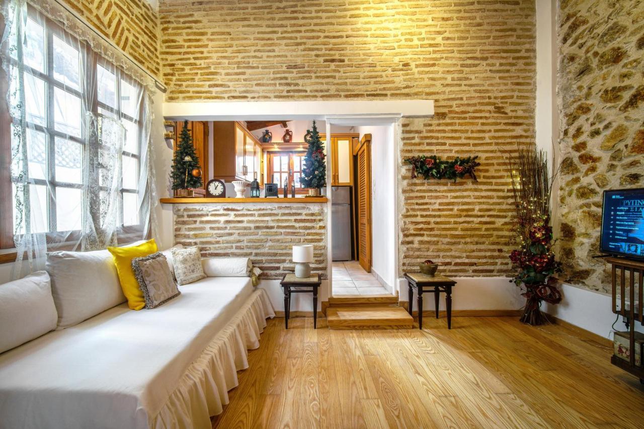 Luxurious Villa At Mets Athena Bagian luar foto