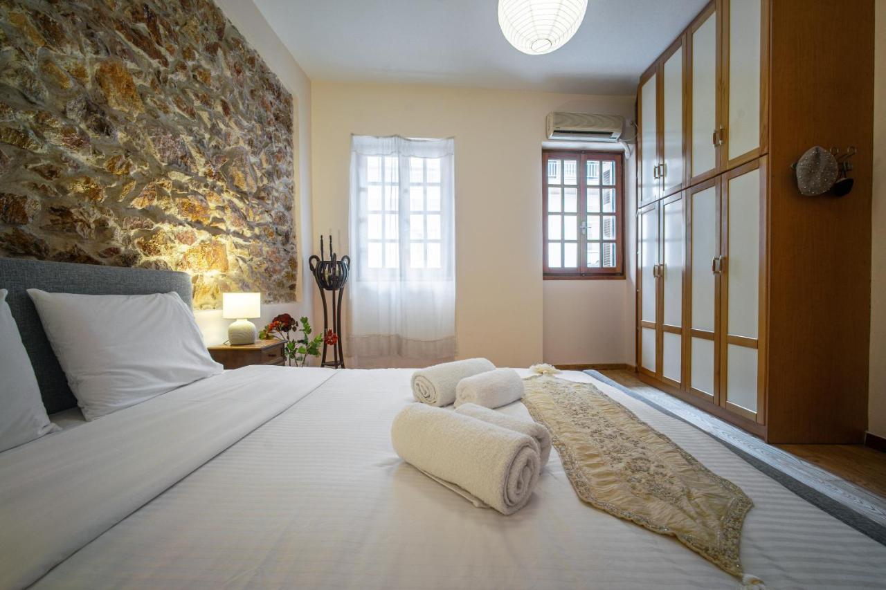 Luxurious Villa At Mets Athena Bagian luar foto